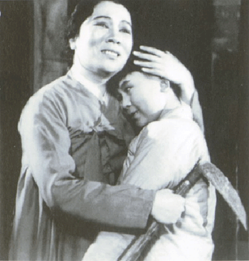 　　丁是娥主演《金黛莱》（1954年）.gif